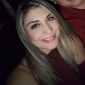 Meet your Posher, Alma